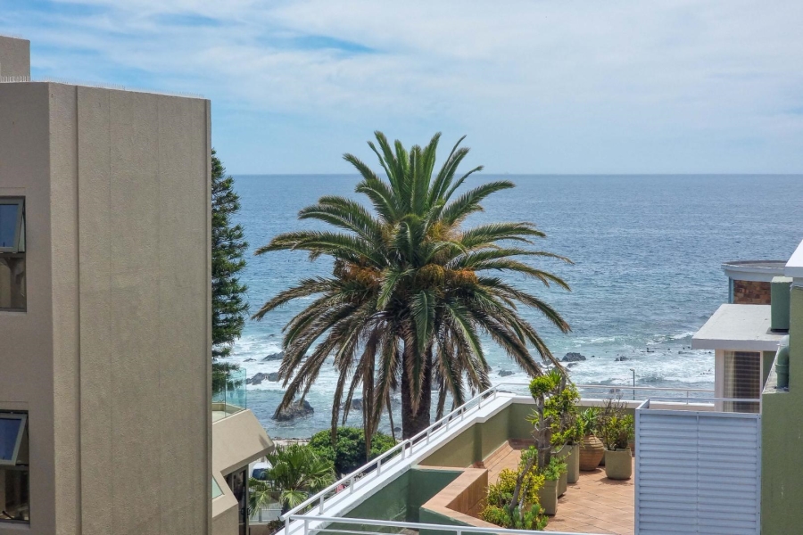 To Let 3 Bedroom Property for Rent in Sea Point Western Cape